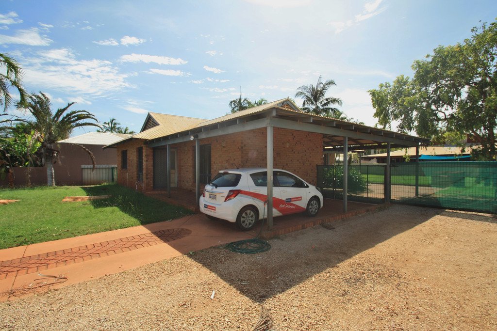 14 Macnee Court CABLE BEACH 18