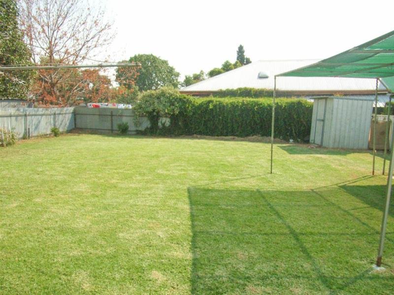 14 Macquarie Street MOUNT AUSTIN 3