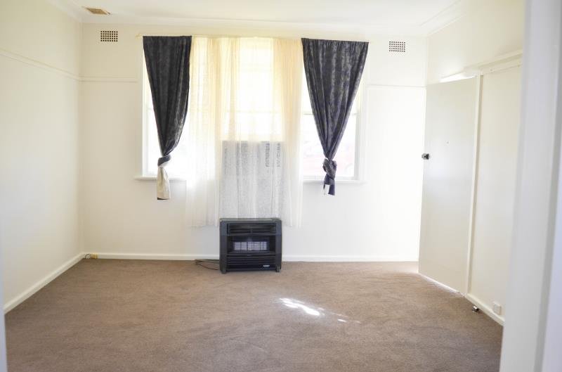 14 Macquarie Street MOUNT AUSTIN 3