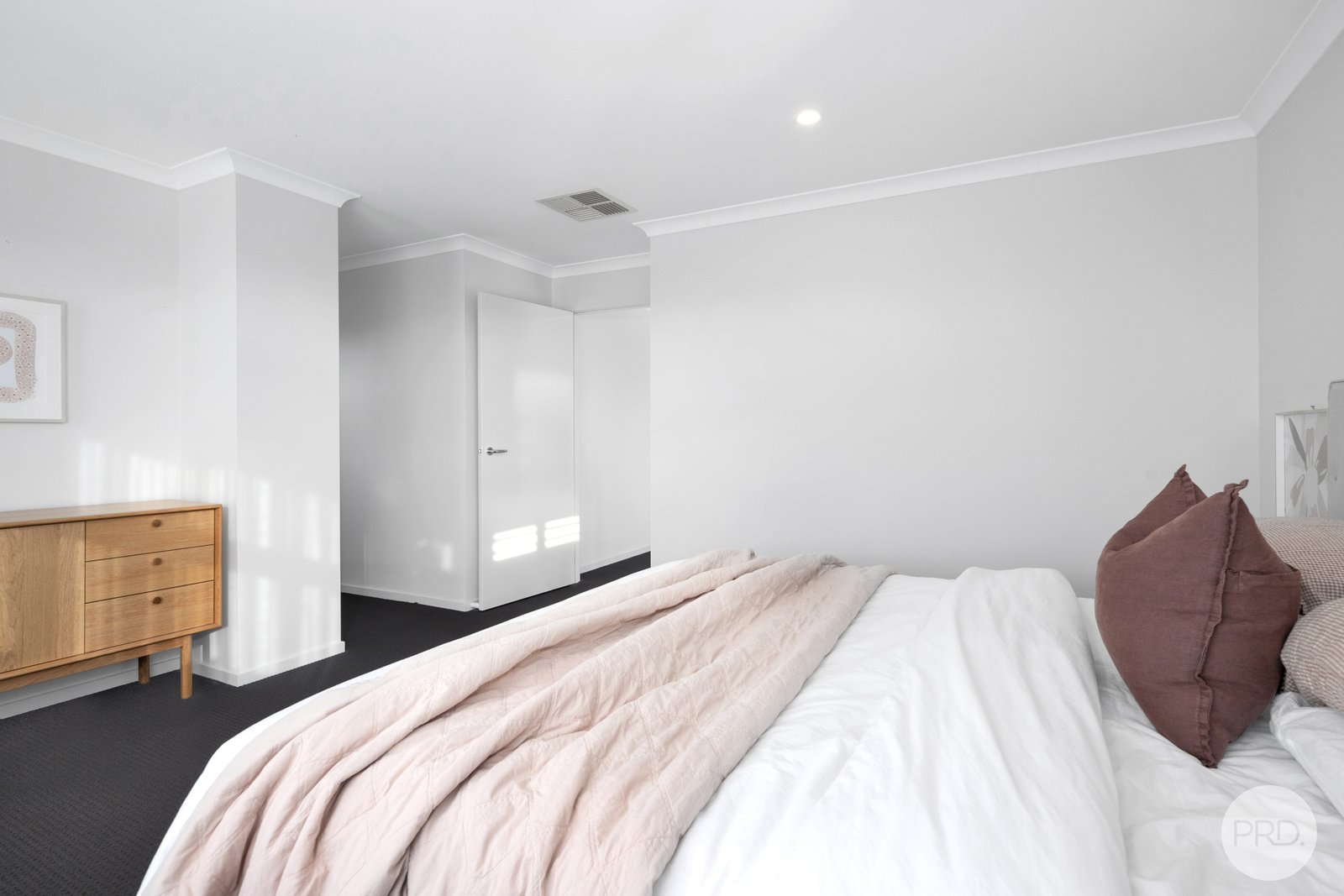 1/4 Madelia Court MOUNT PLEASANT 11