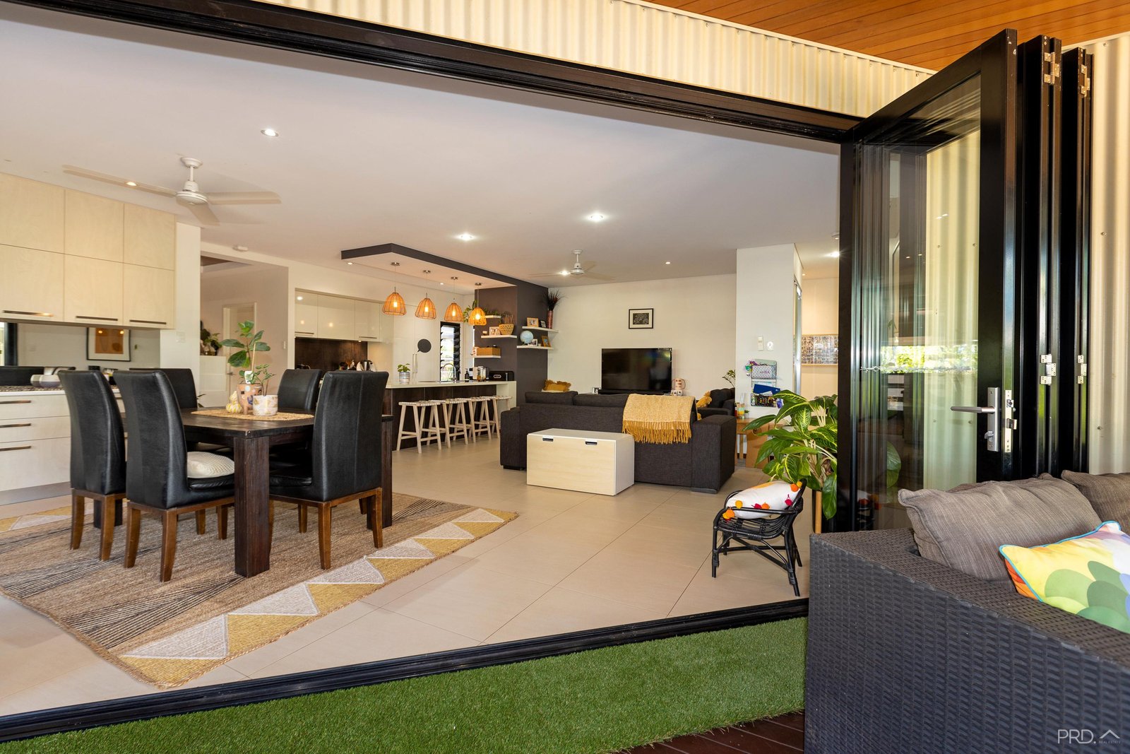 14 Magabala Road BILINGURR 1