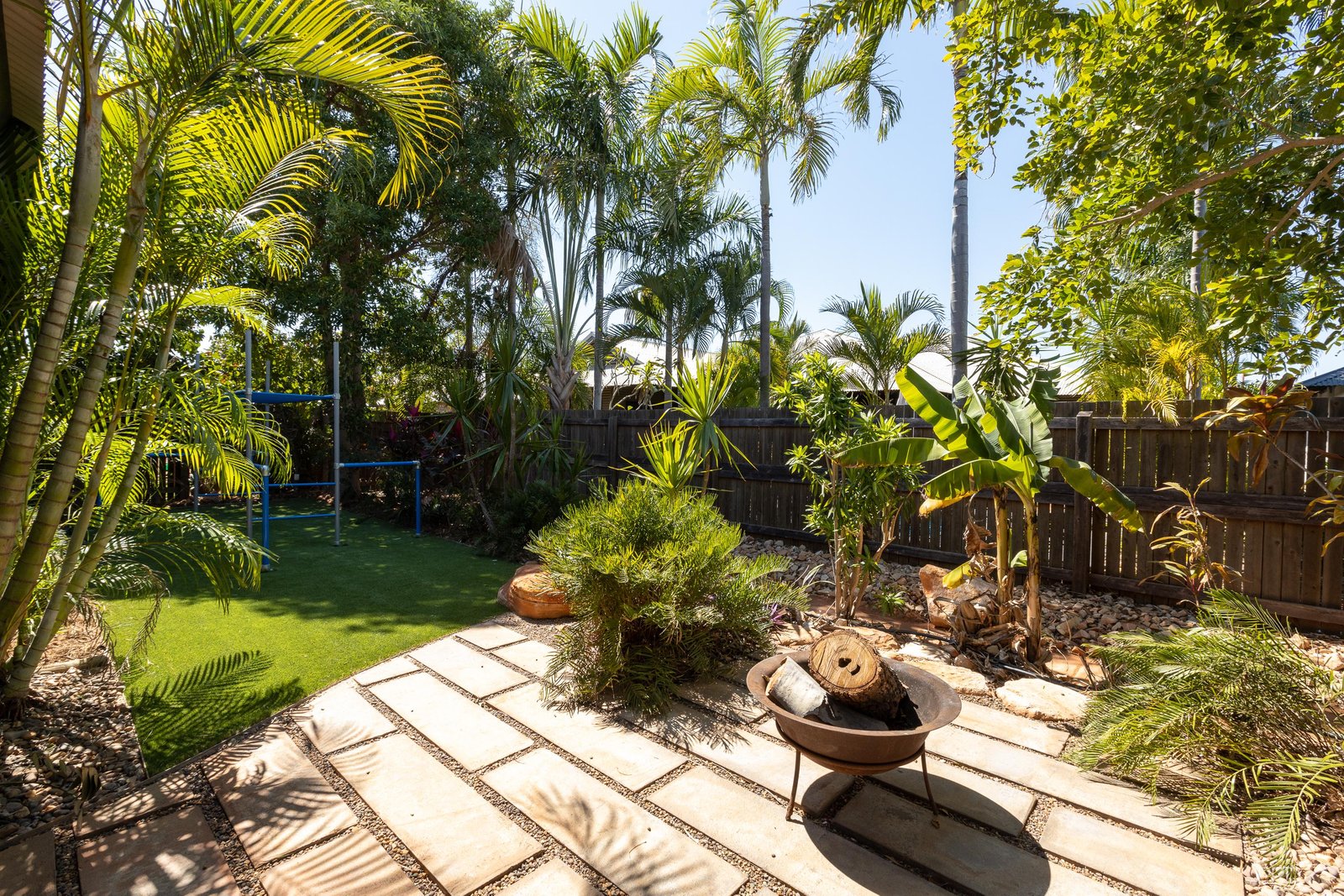 14 Magabala Road BILINGURR 28