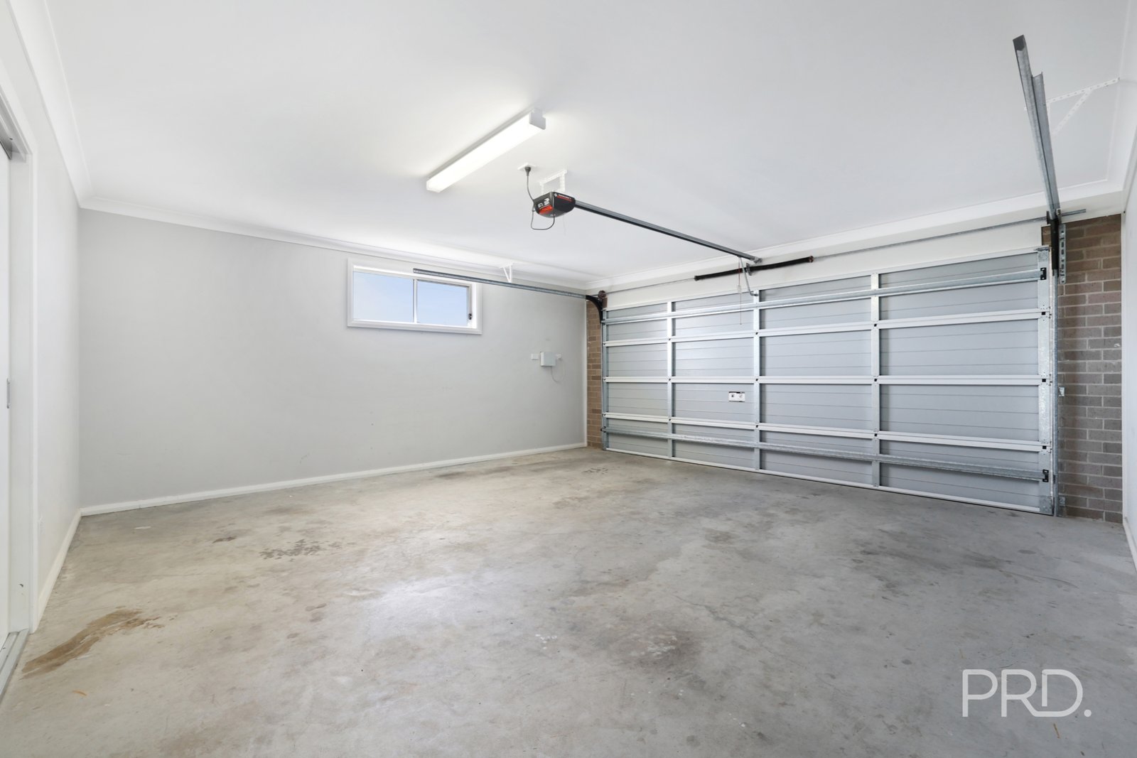 14 Magpie Drive TAMWORTH 5