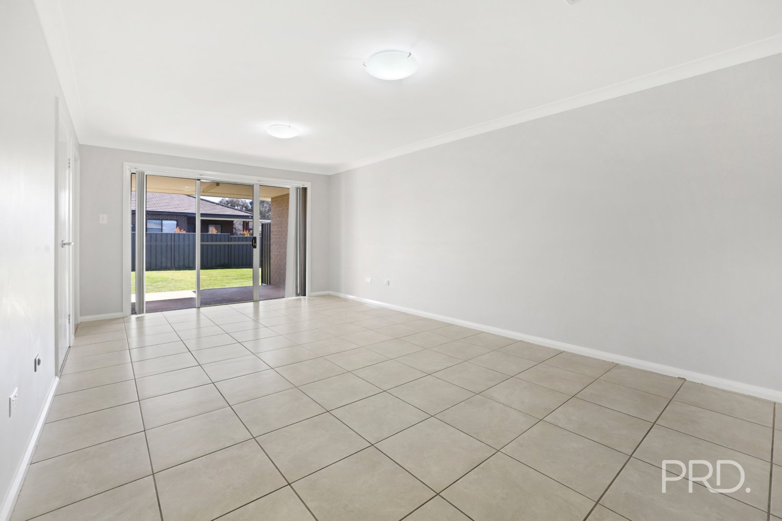 14 Magpie Drive TAMWORTH 15