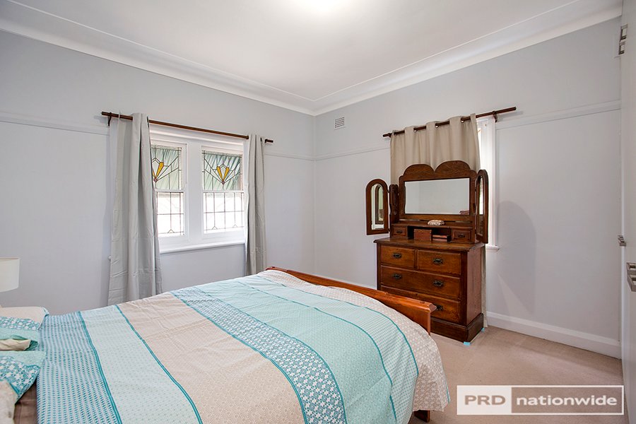 14 Mahony Avenue TAMWORTH 10