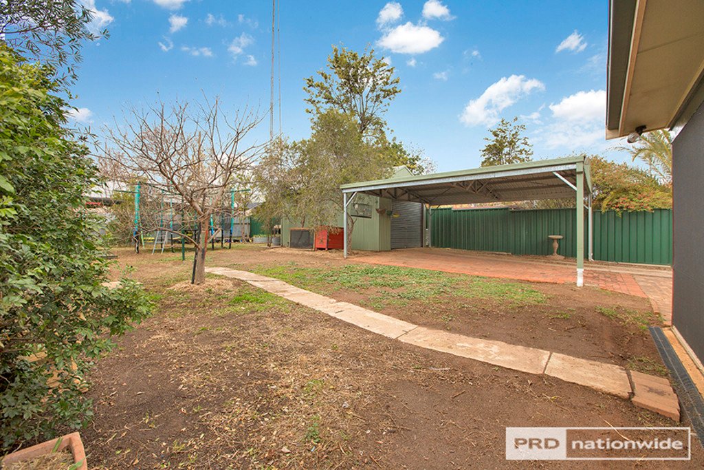 14 Mahony Avenue TAMWORTH 16