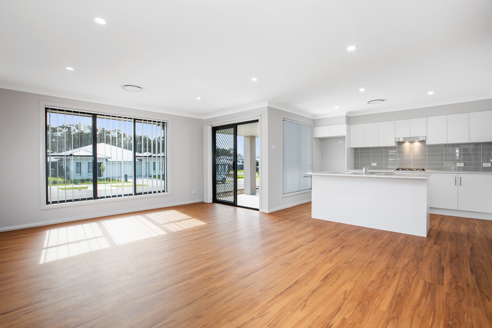 14 Maidford Street THORNTON 3