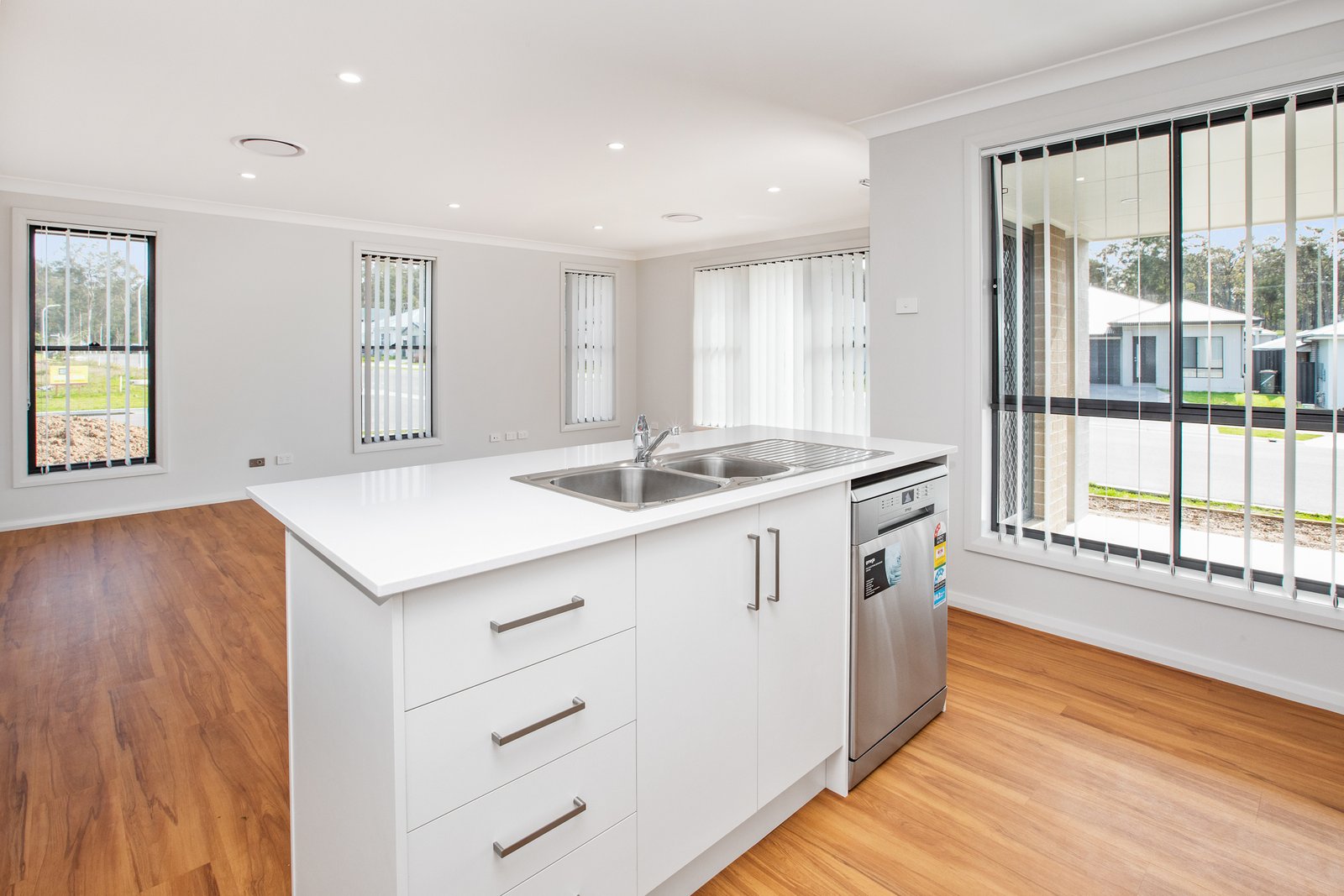 14 Maidford Street THORNTON 7