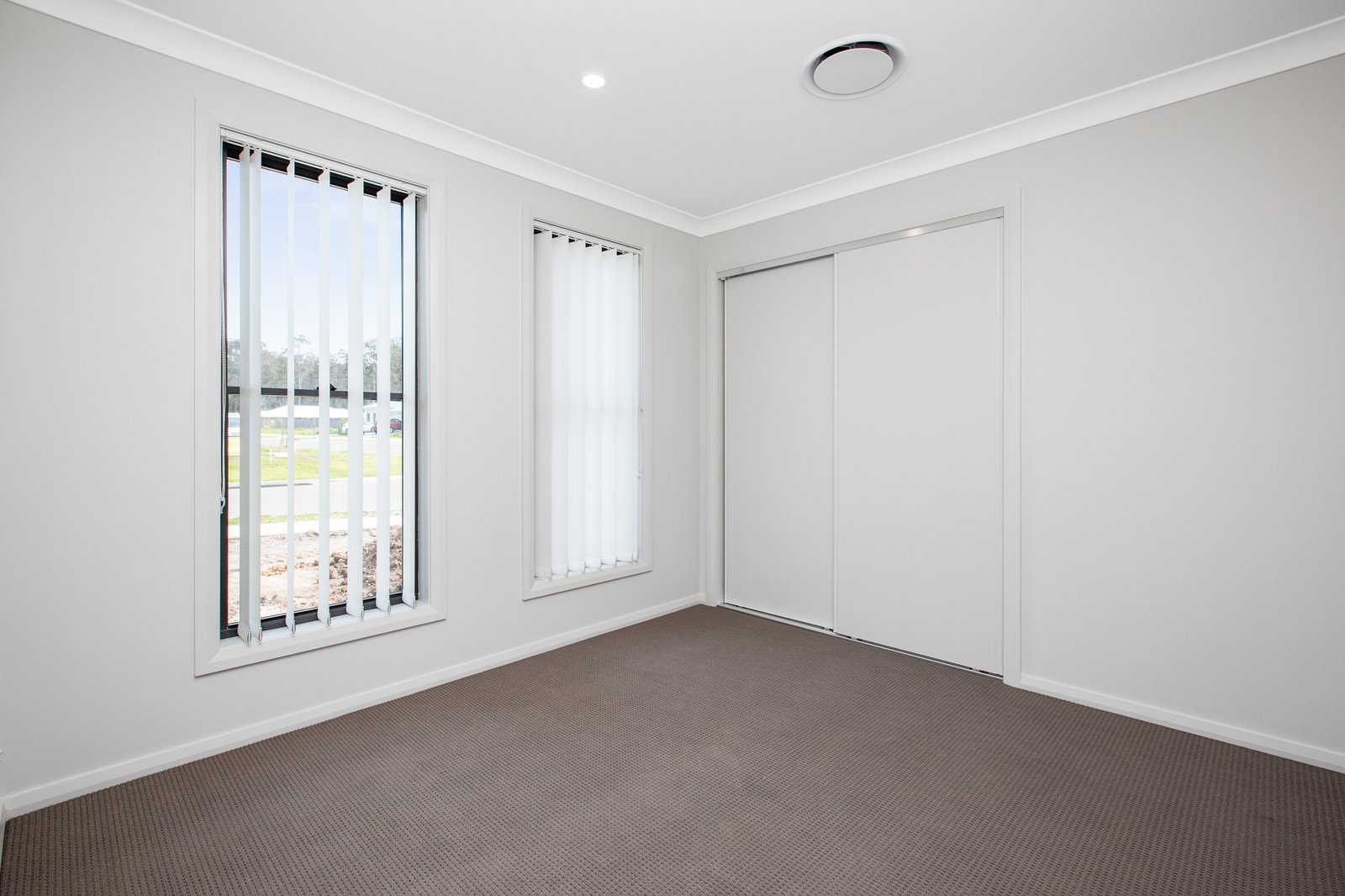 14 Maidford Street THORNTON 13