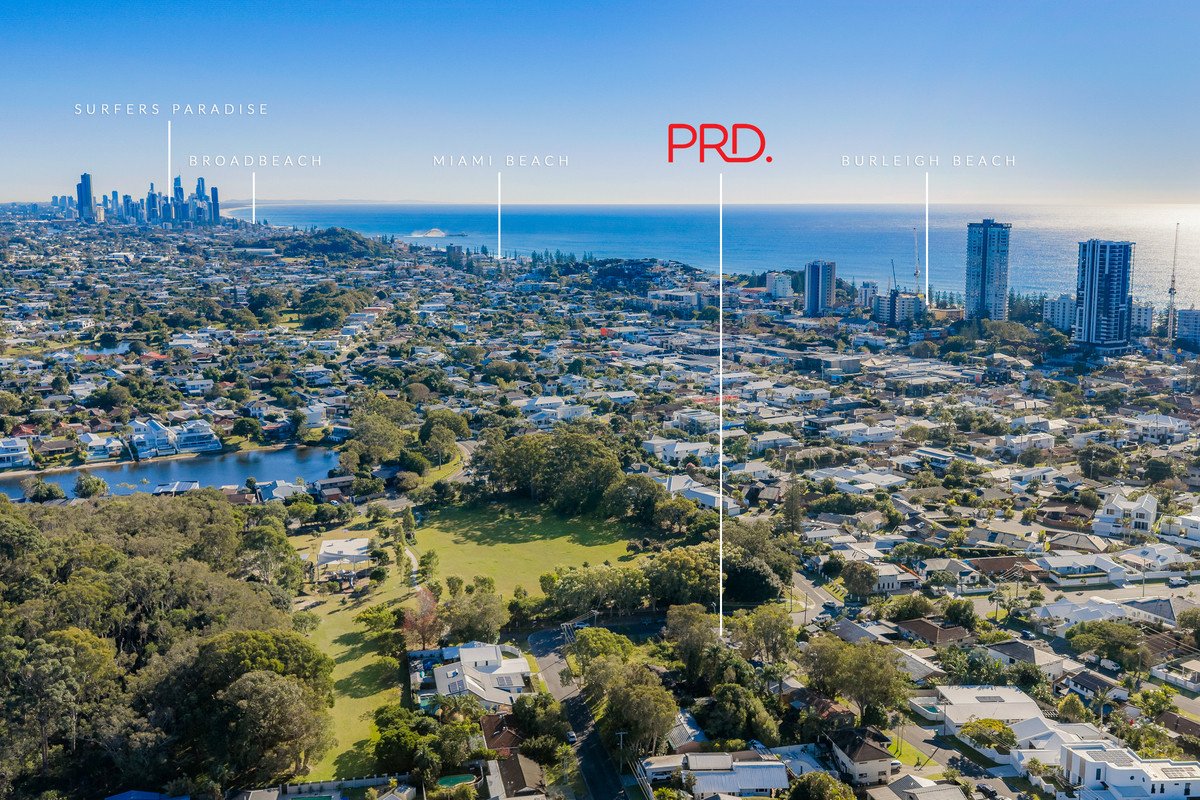 14 Maitland Street BURLEIGH WATERS 2