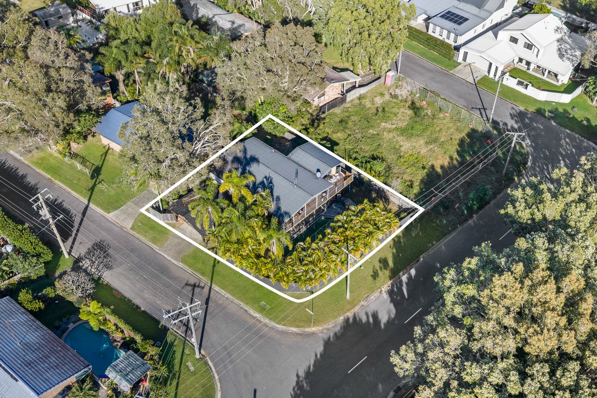 14 Maitland Street BURLEIGH WATERS 4