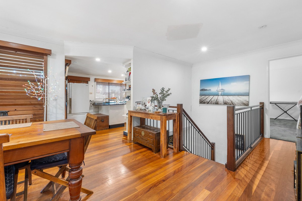 14 Maitland Street BURLEIGH WATERS 10