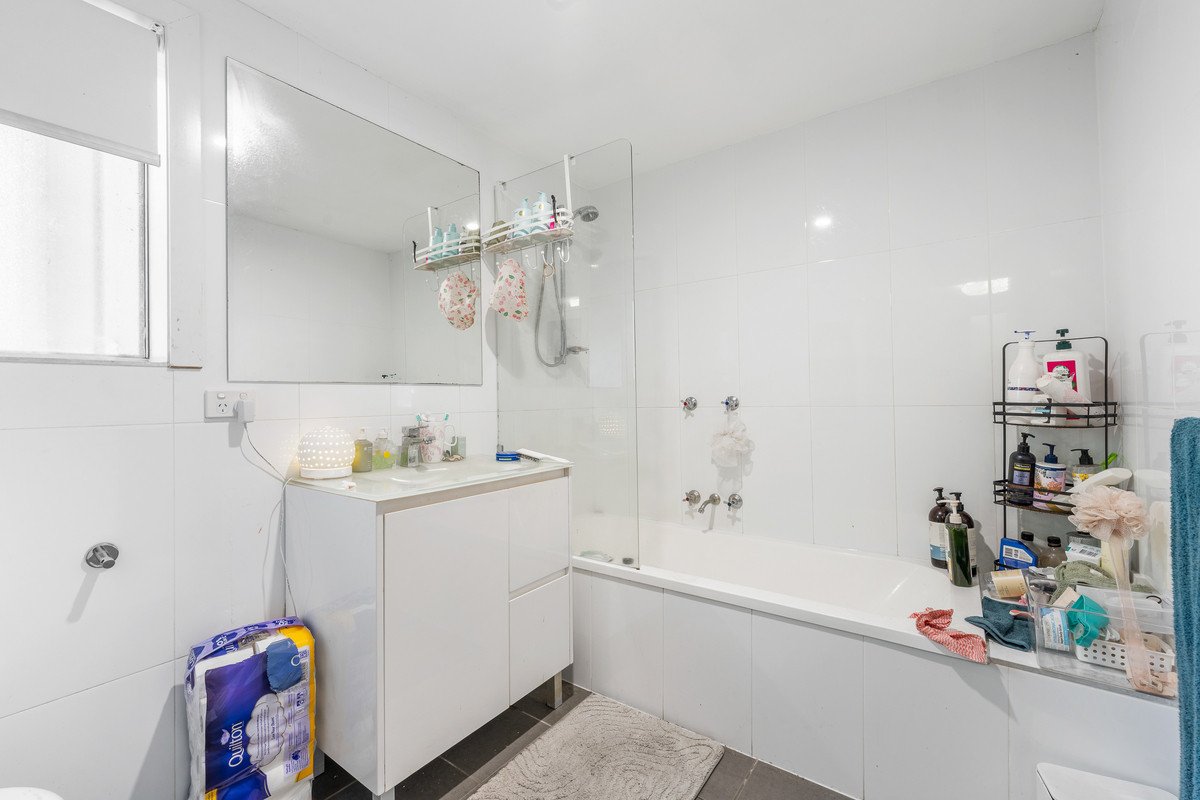 14 Maitland Street BURLEIGH WATERS 17