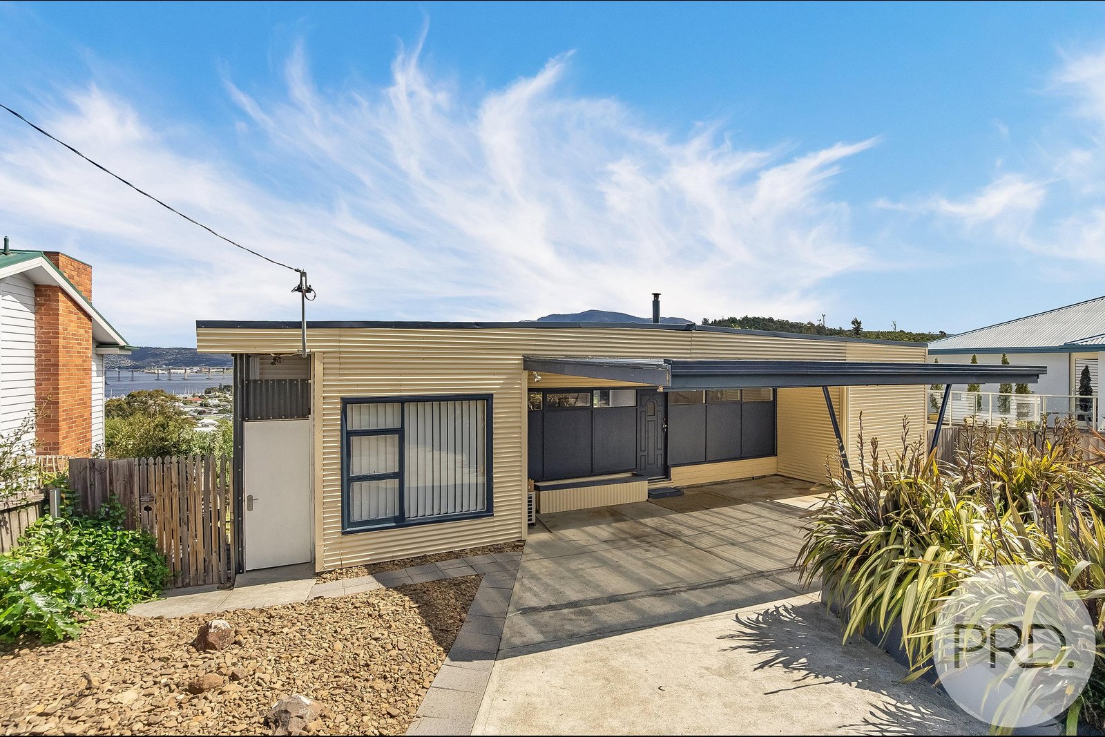 14 Malunna Road LINDISFARNE 1