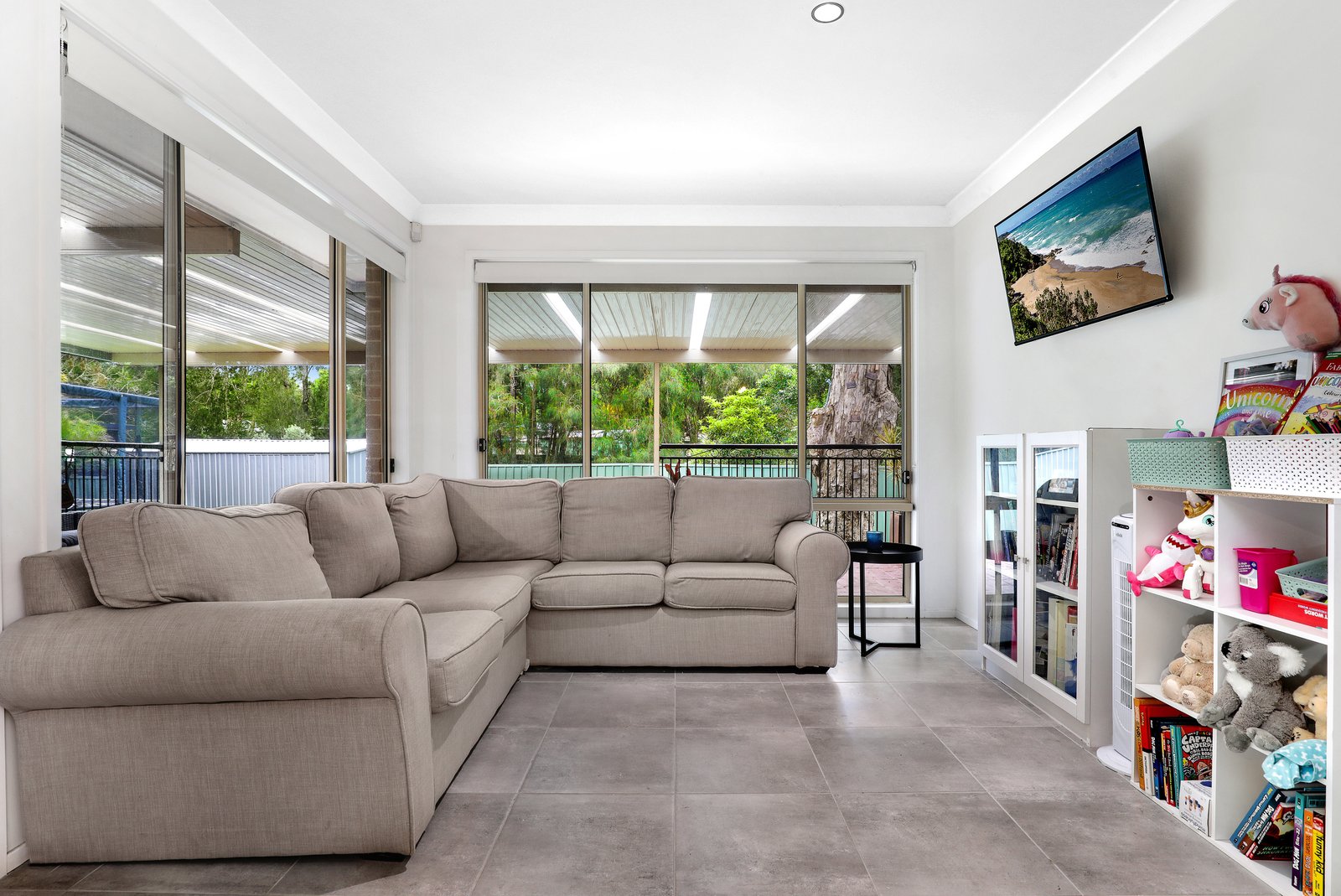 14 Manuka Avenue AVONDALE 4