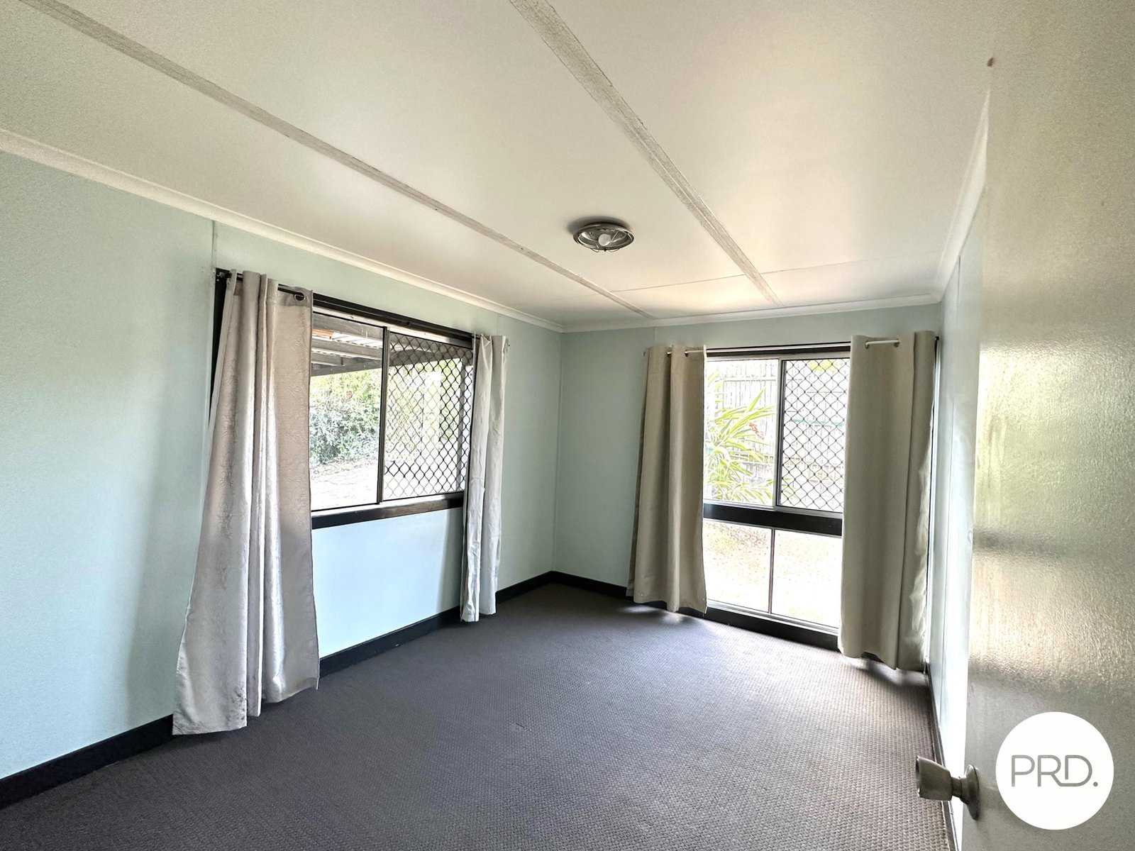 14 Marina Avenue BOYNE ISLAND 12