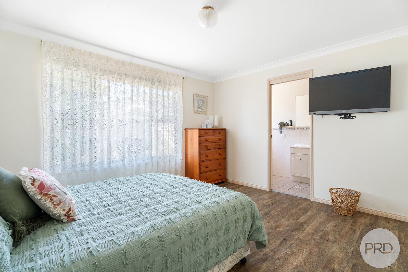 14 Mariner Crescent SALAMANDER BAY 19