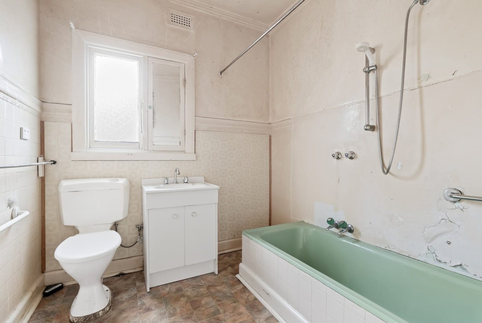 Real Estate and Property in 14 Martin Street, Thornbury, VIC