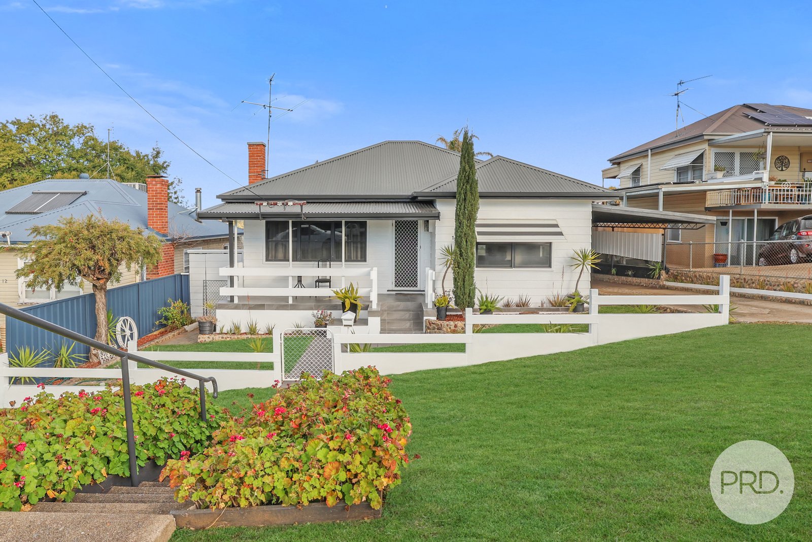 14 Mathews Street TAMWORTH 23