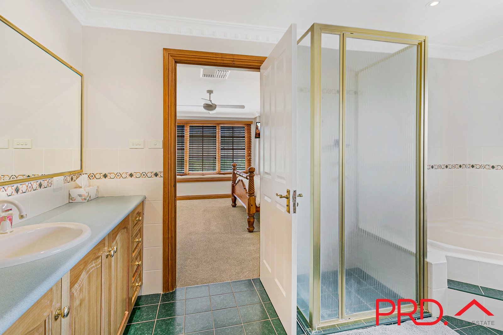 14 Matilda Place TAMWORTH 21