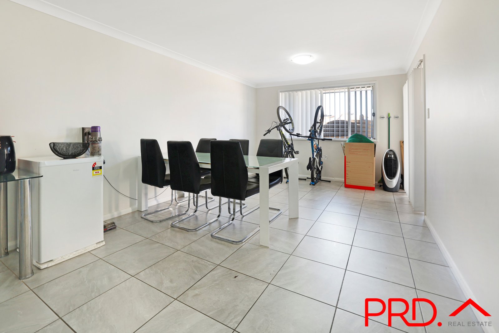 14 Mawson Close TAMWORTH 11