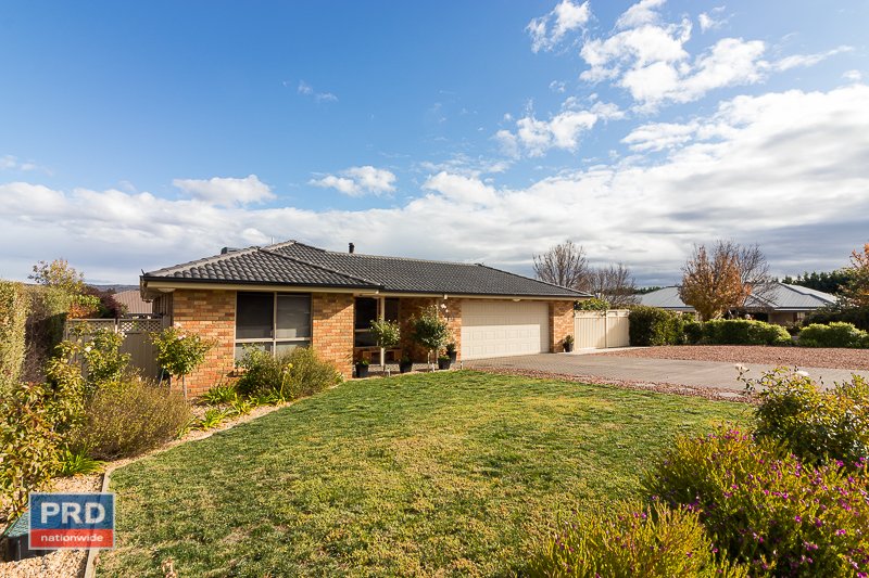 14 McCusker Drive BUNGENDORE 2