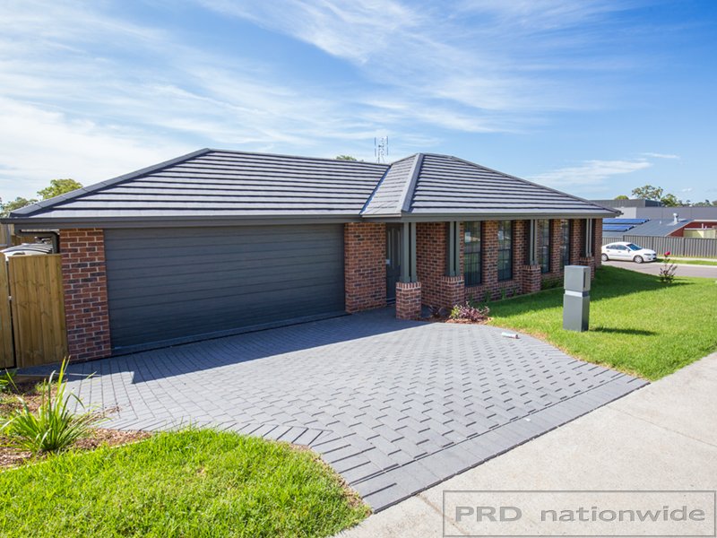 14 McKeachies Drive ABERGLASSLYN 1