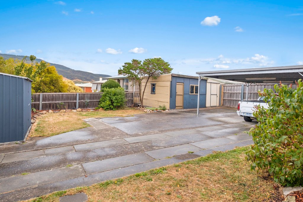 14 McShane Road BRIDGEWATER 13