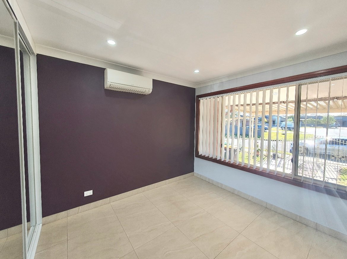 14 Medley Avenue LIVERPOOL 4