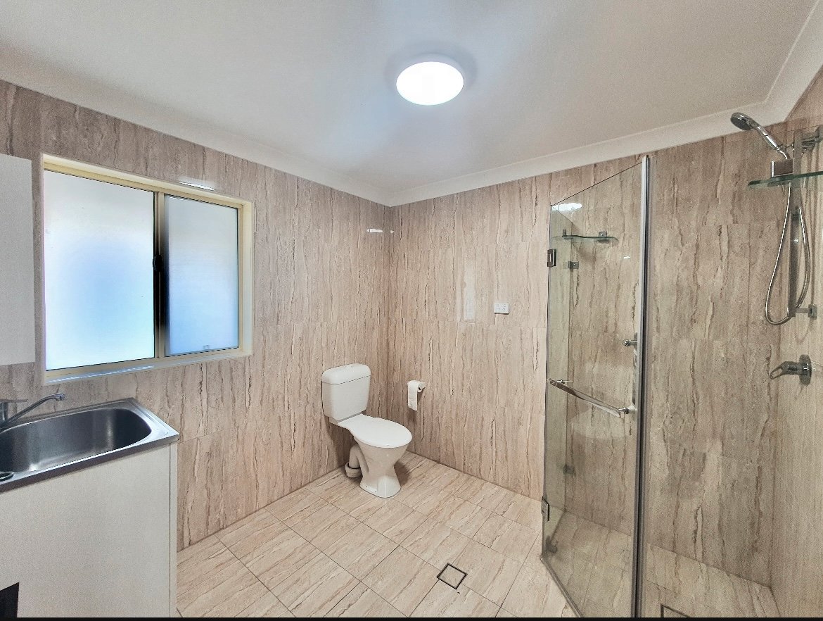 14 Medley Avenue LIVERPOOL 6