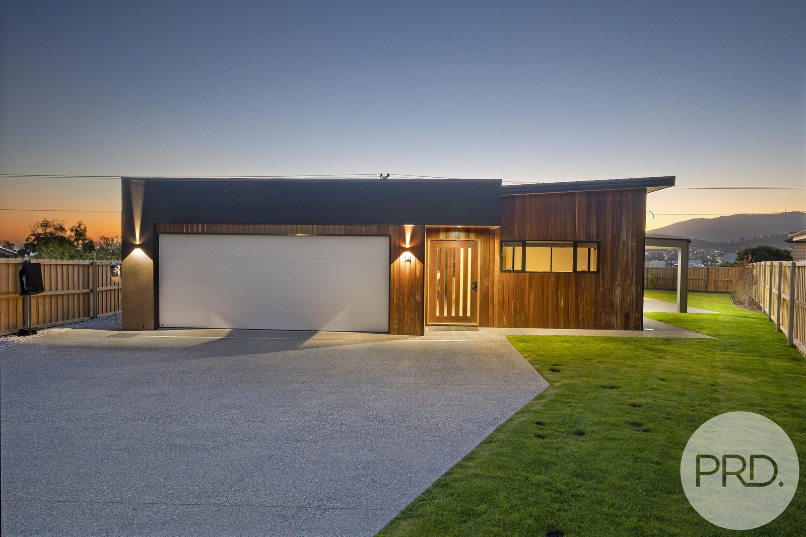 14 Melner Place OAKDOWNS 2