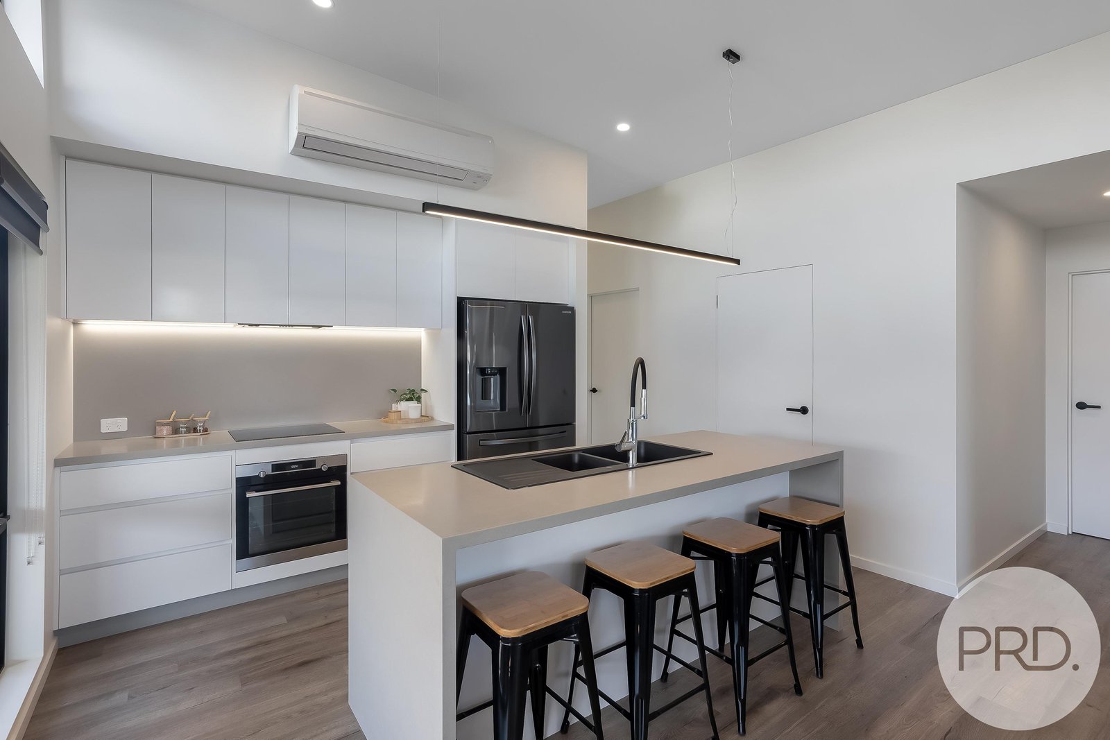 14 Melner Place OAKDOWNS 12