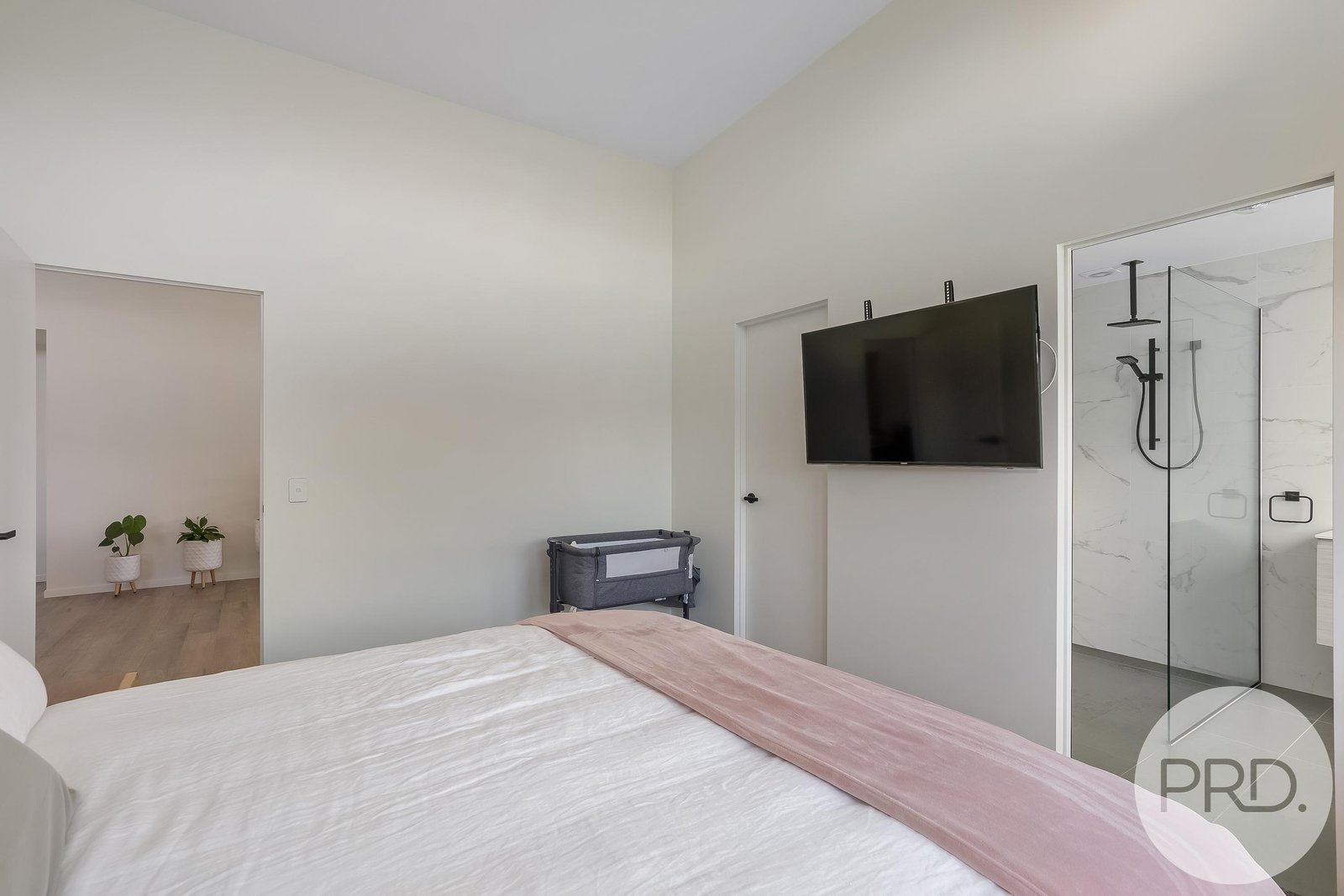 14 Melner Place OAKDOWNS 22