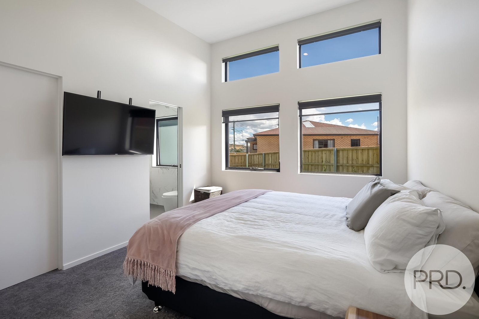 14 Melner Place OAKDOWNS 23