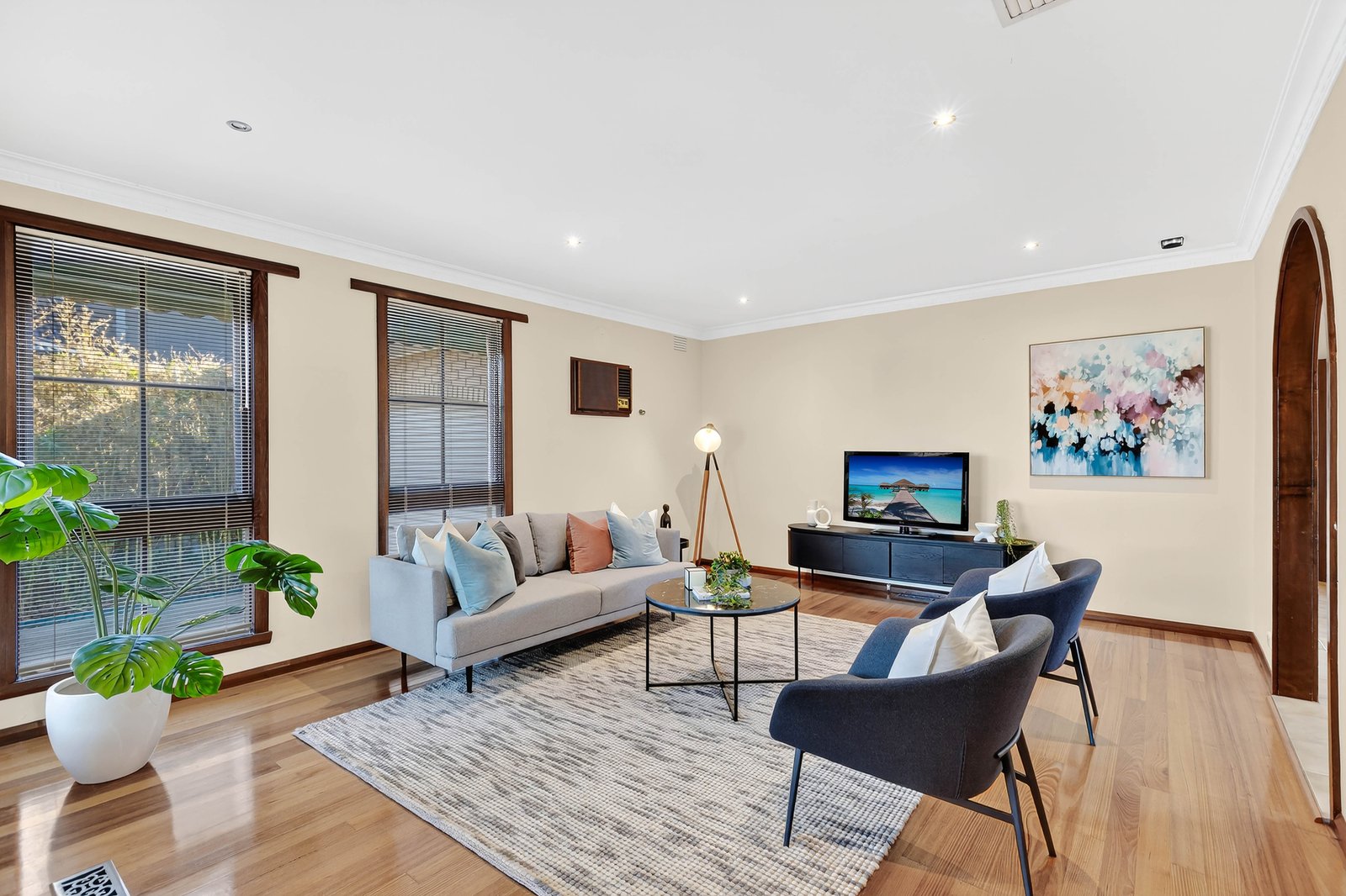 Gallery: 14 Meppel Drive