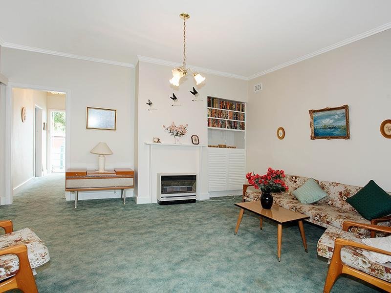 Gallery: 14 Merton Street
