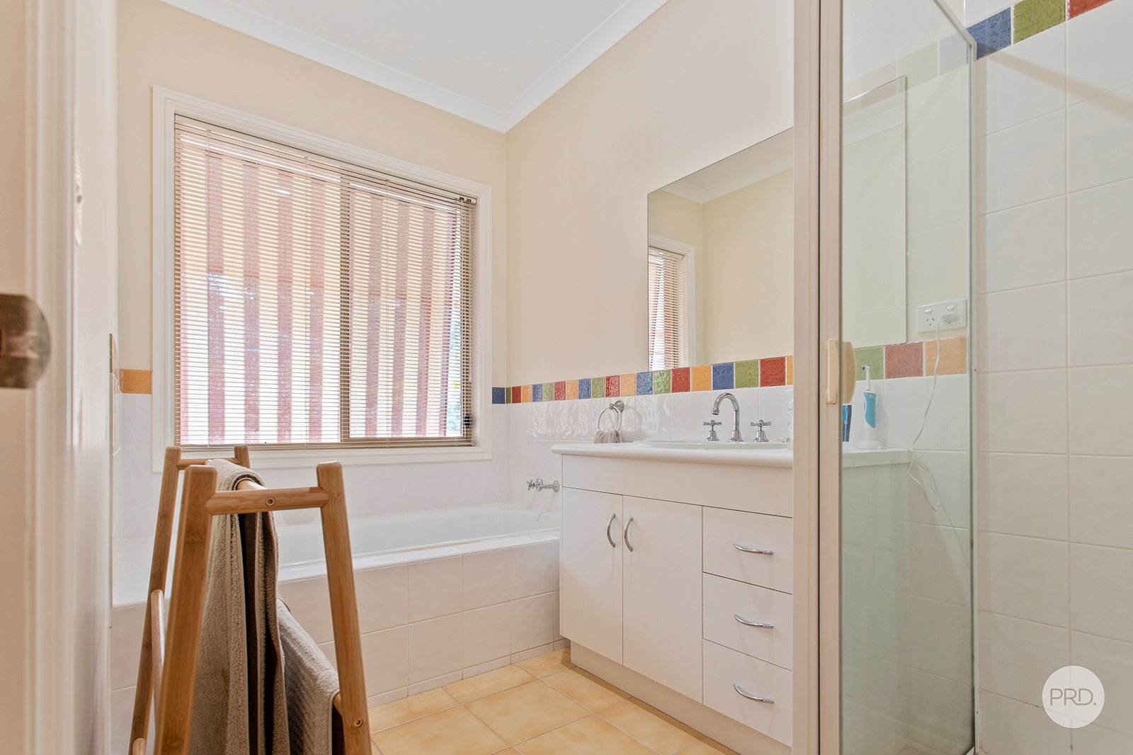 14 Michelle Drive MAIDEN GULLY 10