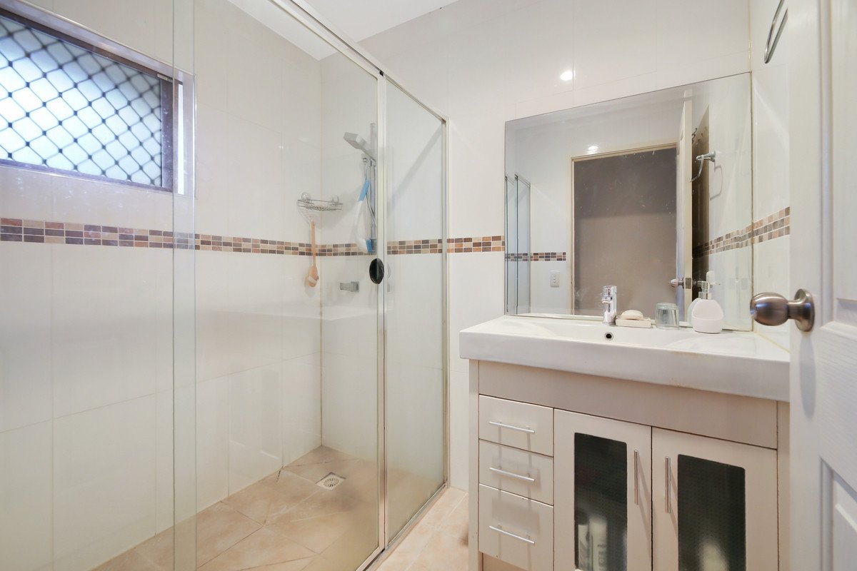 1/4 Millers Drive Tugun 8