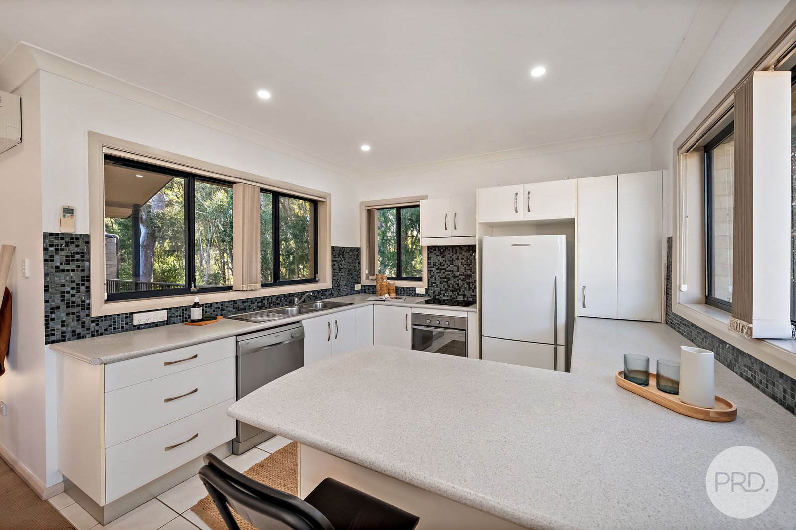 1/4 Minke Street CORLETTE 6