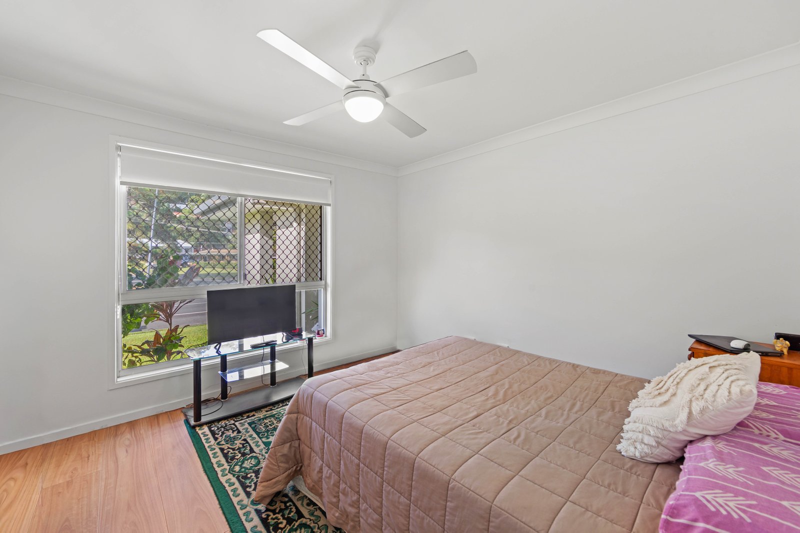 14 Mirreen Drive TUGUN 9