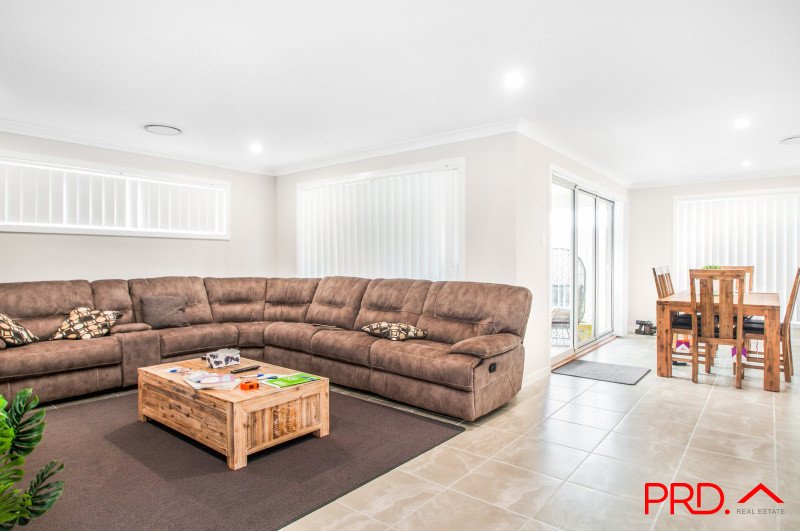 14 Monarch Street WONGAWILLI 3