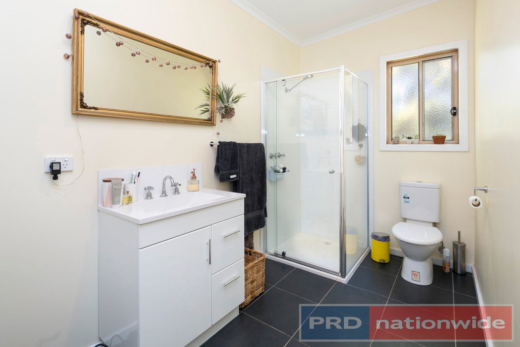 14 Moore Street CRESWICK 9
