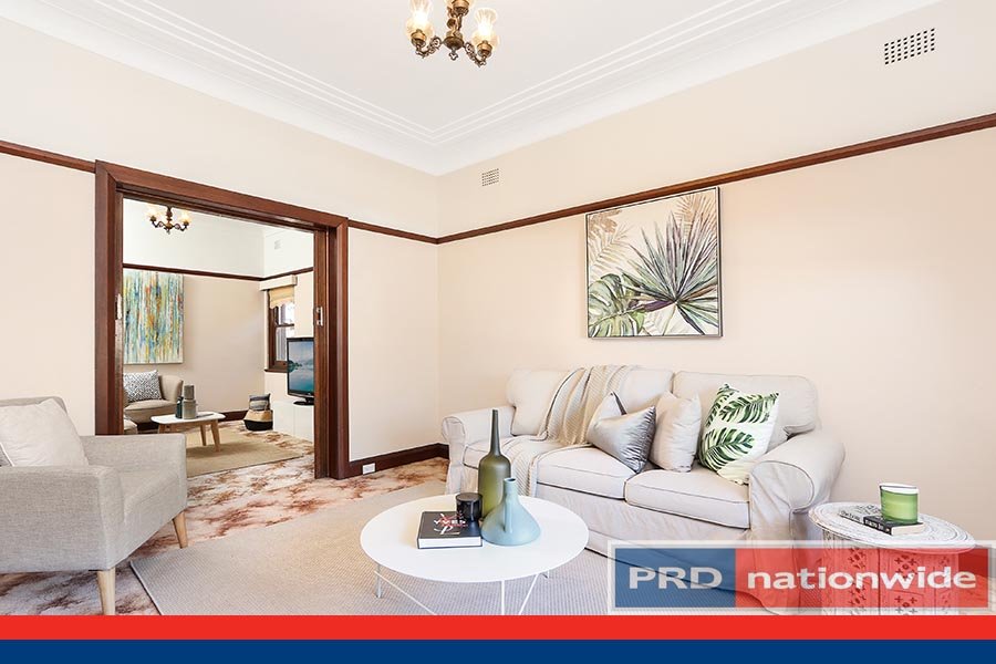 14 Moreton Avenue KINGSGROVE 2