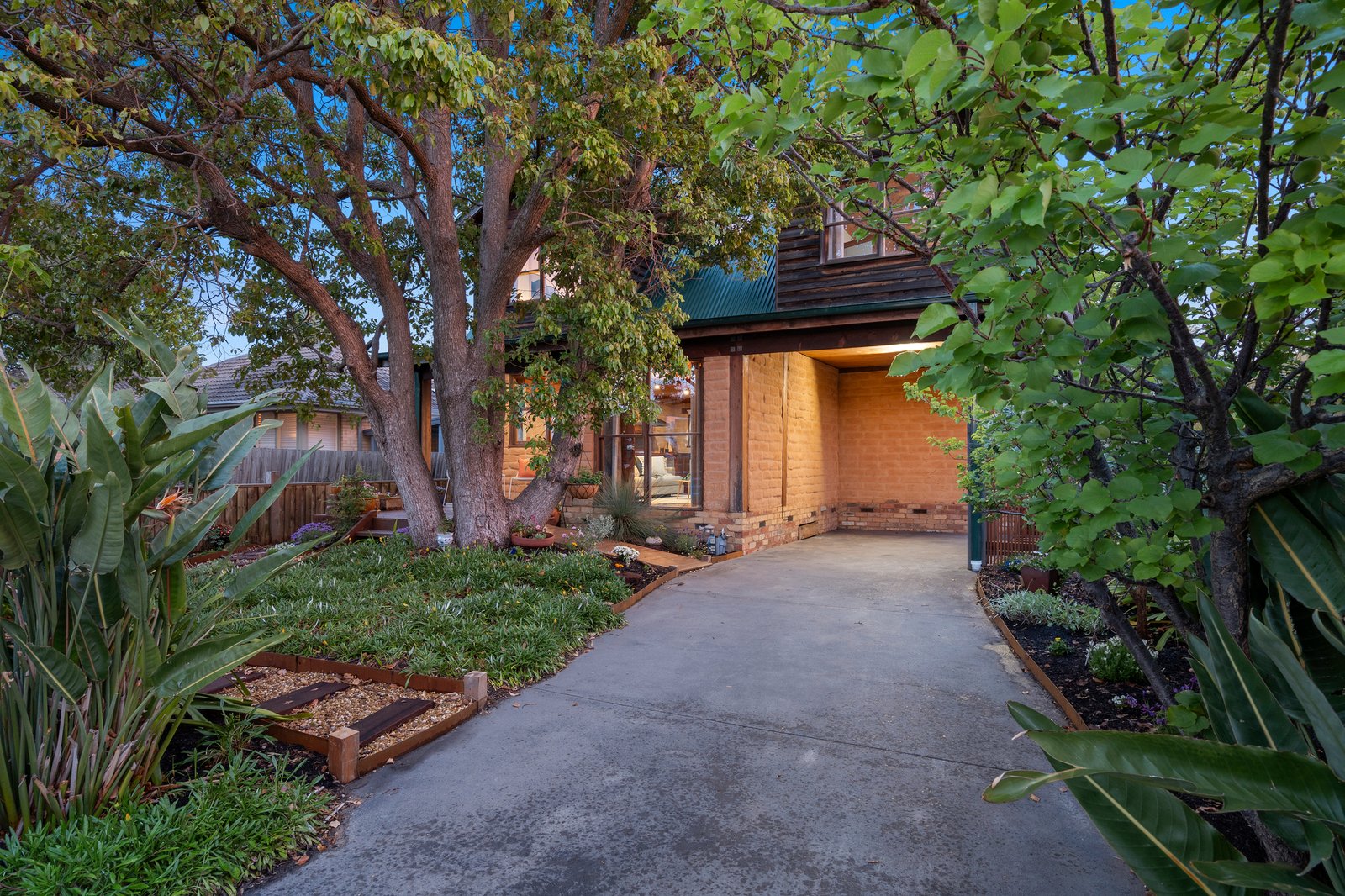 Gallery: 14 Morris Street