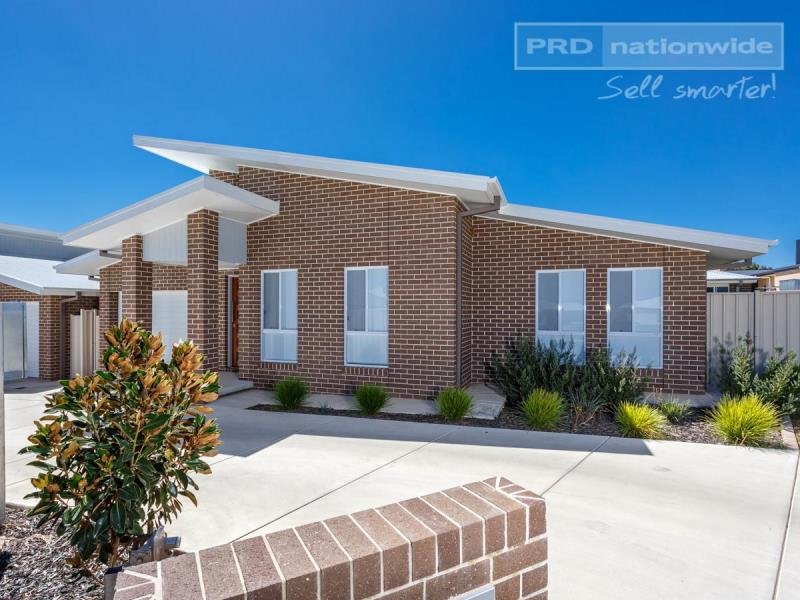 1/4 Mulberrgong Court GOBBAGOMBALIN 1