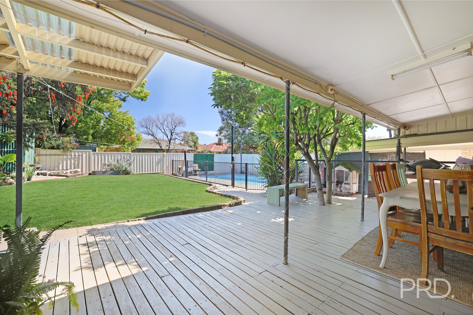 14 Murrawai Street SOUTH TAMWORTH 11