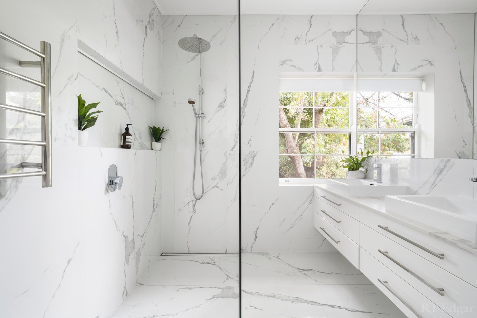 Real Estate and Property in 14 Myrnong Crescent, Toorak, VIC