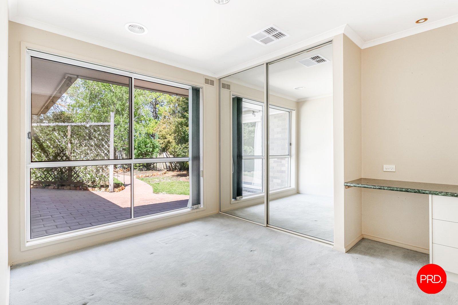 14 Nandina Ct  STRATHDALE 10