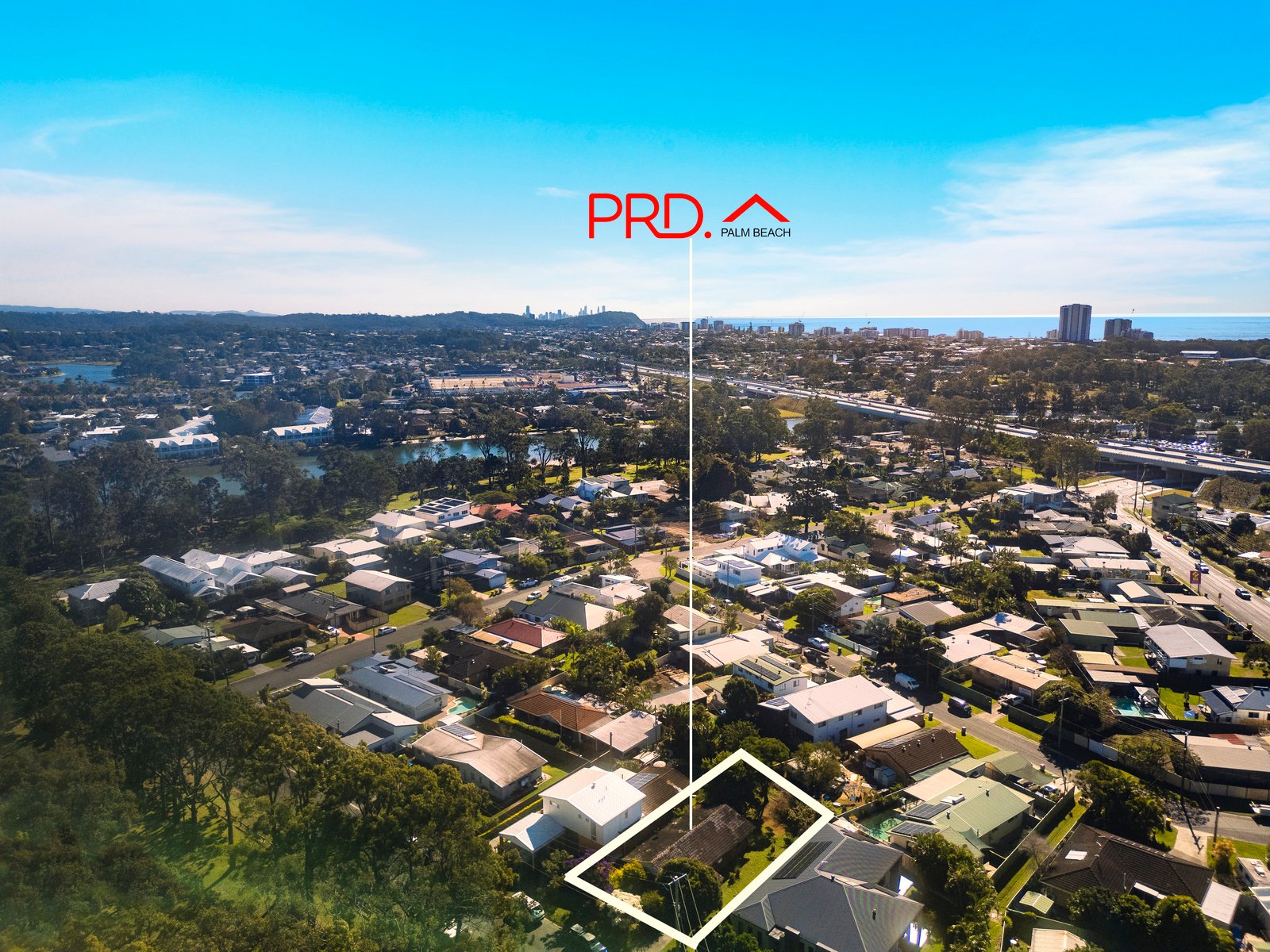 14 Noojee Street CURRUMBIN WATERS 3