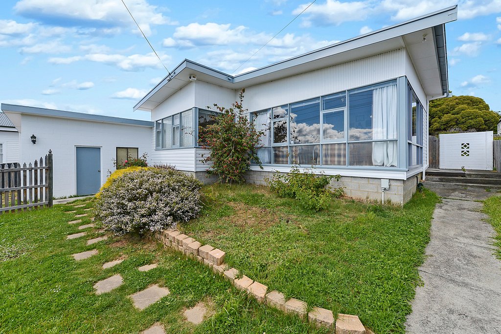 14 O'Brien Street GLENORCHY 1